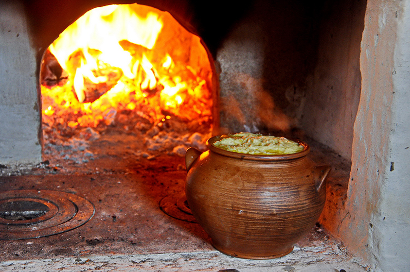 RusskayaPech GorshokKashi.jpg