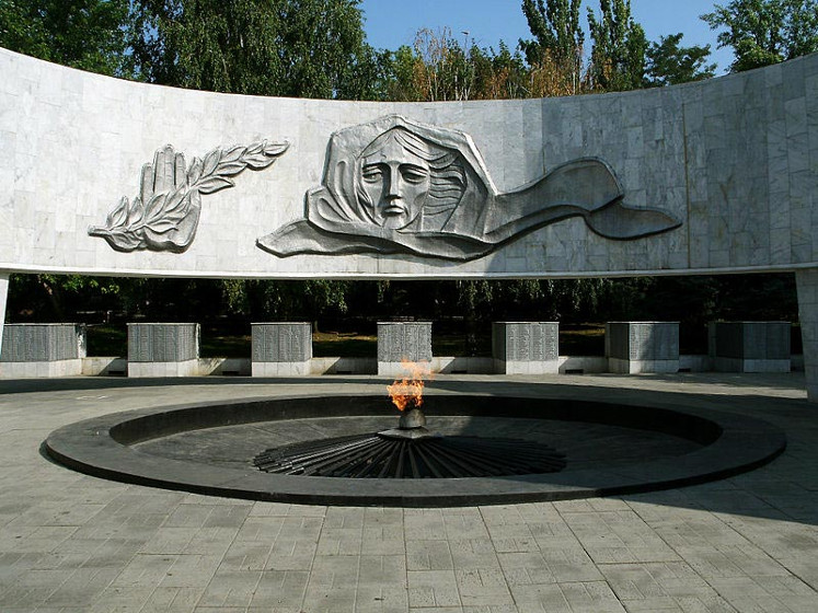 Memorial vechnij ogon.jpg