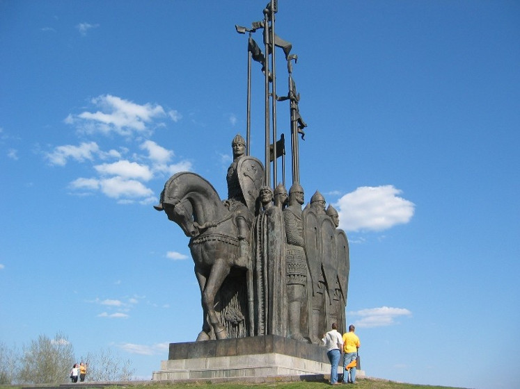 Monument LedovoePoboise obr.jpg